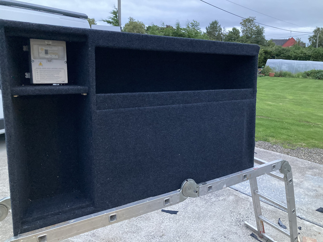 C97B4B37-2C3F-4E95-8CDD-510D0145FB58