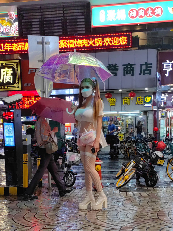 Momo's-Night-Out-36