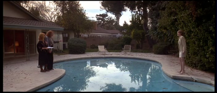 American-Beauty-1999-DVDRip-Xvi-D-1.png
