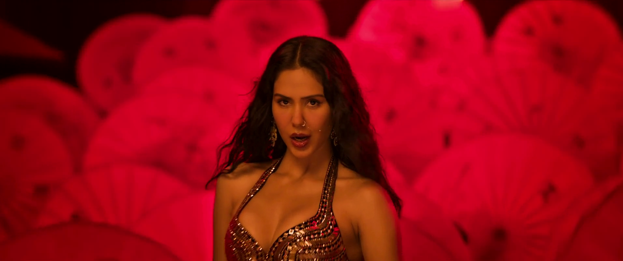 [Image: vlcsnap-2025-10-29-19h31m20s097.png]