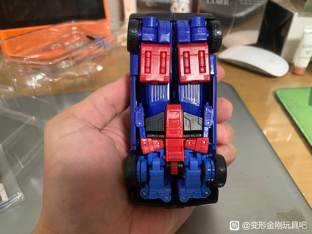 Masterpiece-MP-53-Skids07