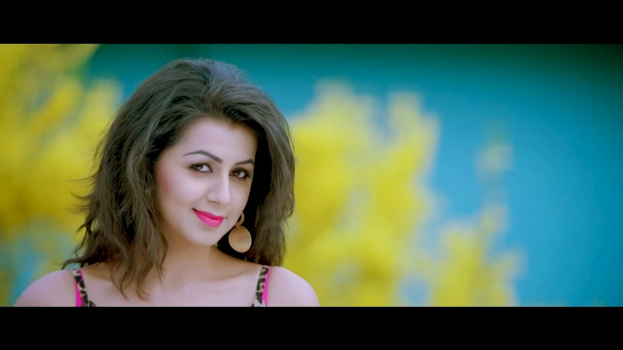 [Image: Nikki-Galrani-Hot-Song-02-From-Krishnash...-18-27.jpg]