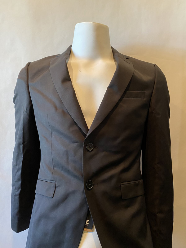 Hugo boss cheap 48 size