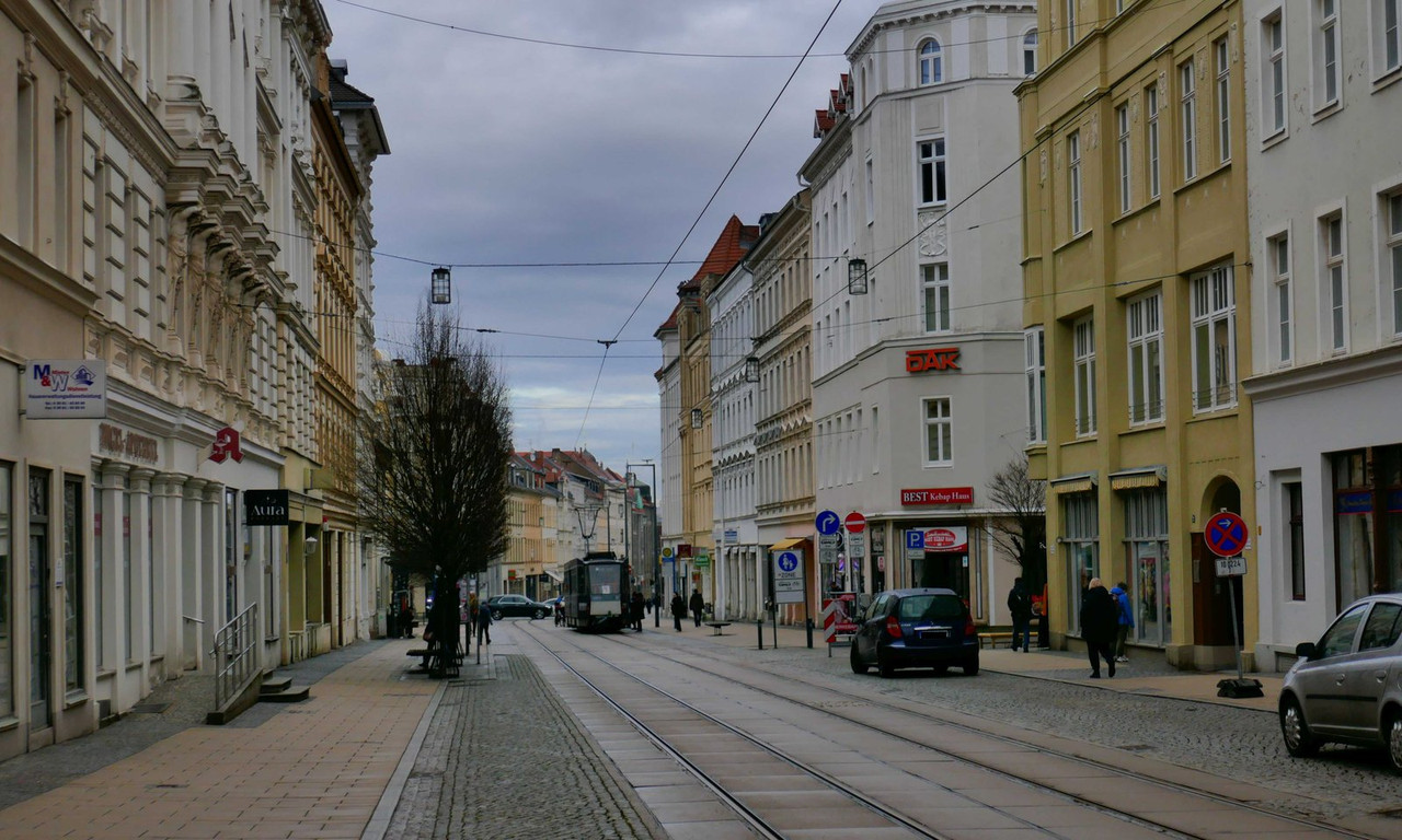 Bild: https://i.postimg.cc/GtM6bKK7/P1180107.jpg
