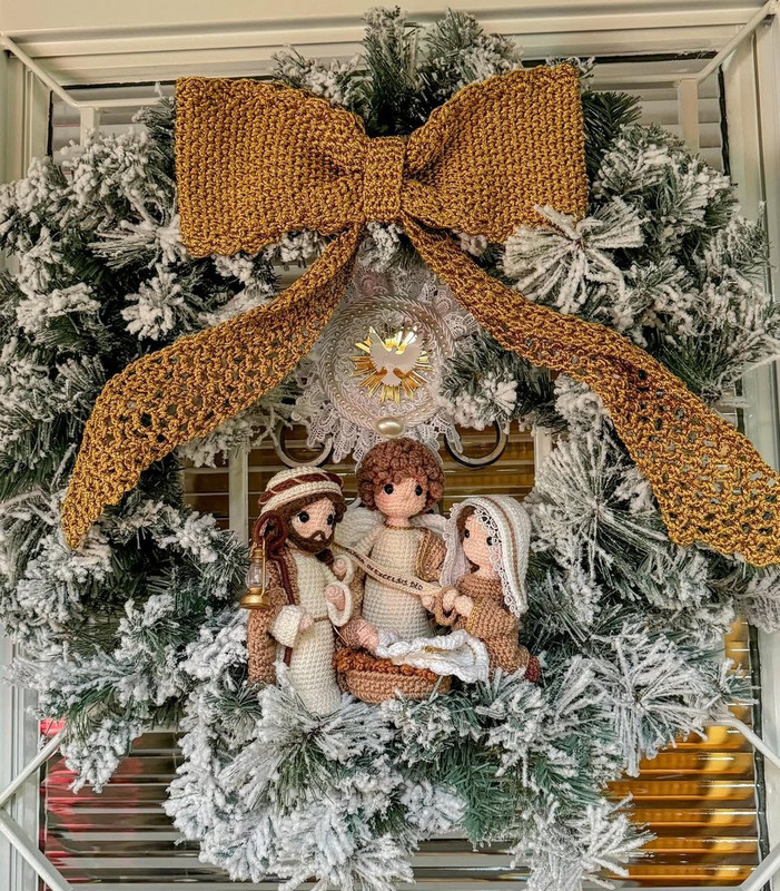 Guirlanda Sagrada Família | Um Natal de Fé e Amor - 40cm