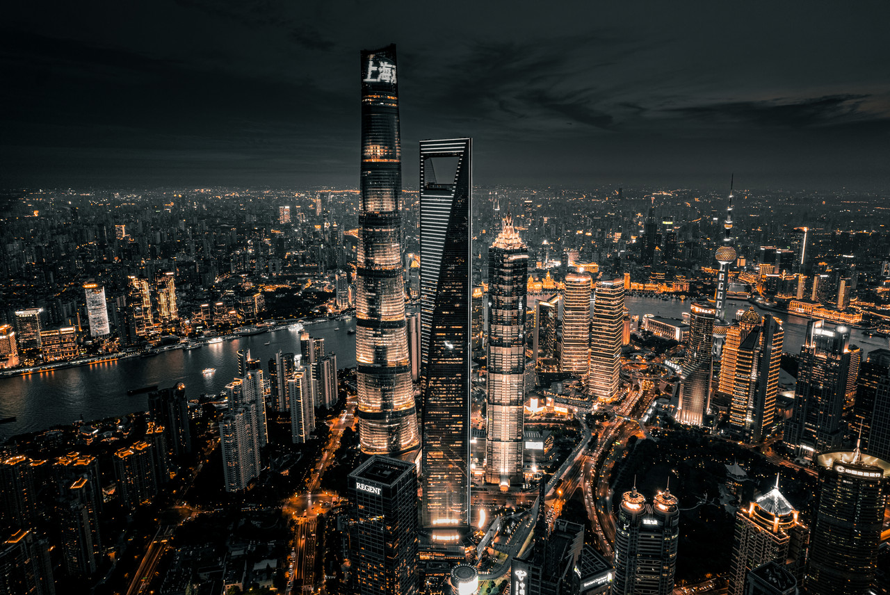 City night dark