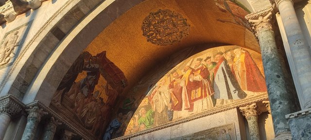 Pizcas de arte en Venecia, Mantua, Verona, Padua y Florencia - Blogs de Italia - Pateando Venecia entre iglesias y museos (22Kms) (100)