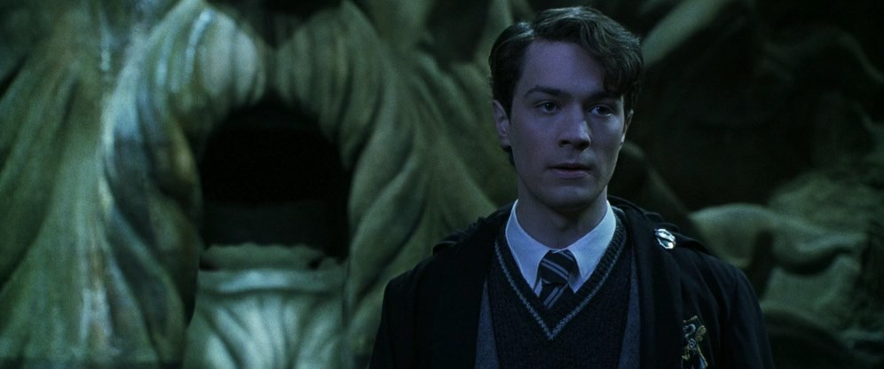 Гарри Поттер 2.mkv_snapshot_02.23.15_[2022.05.30_22.36.03]