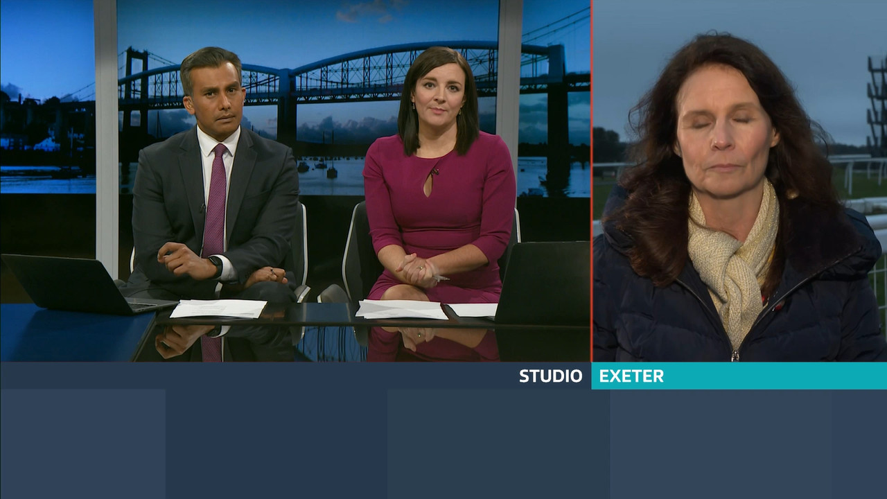 01.25 - 18.00.00 - ITV News West Country. Bringing you all the latest....ts_snapshot_04.10.551