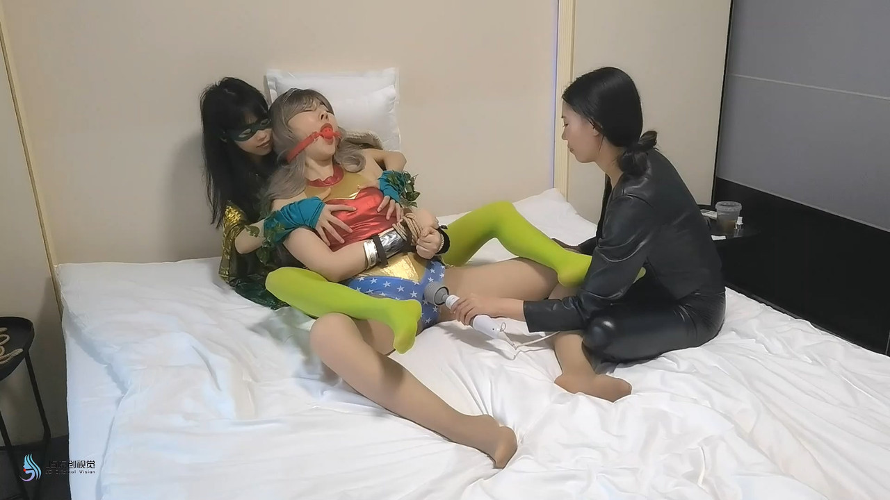 JS原创 神奇女侠.mp4_20231202_185342.745