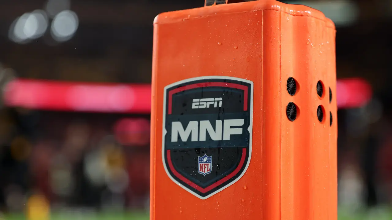 FOOTBALL MNF