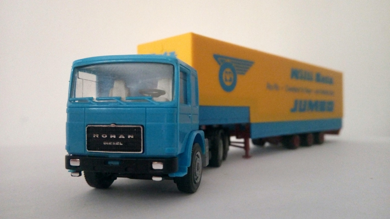 Mache (9213)