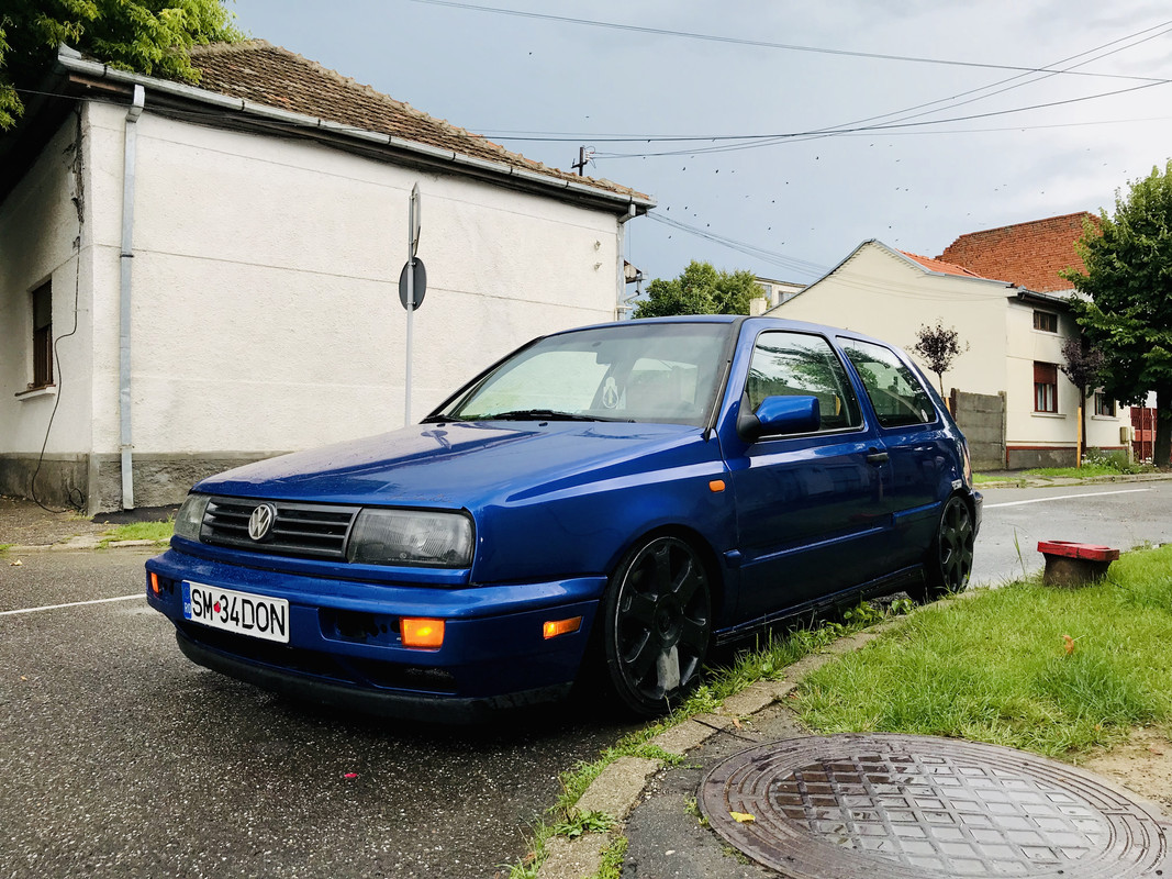 3-D34-D8-F1-649-B-44-B0-A747-561-A983078