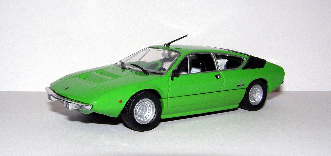 1972 Lamborghini Urraco P250 (IXO Models for Fabbri) 1