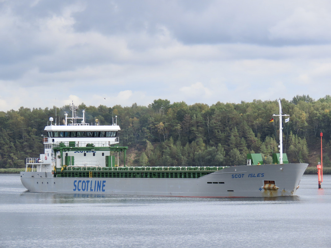 03D7F272-DAA9-4981-B150-364F55D43C9E