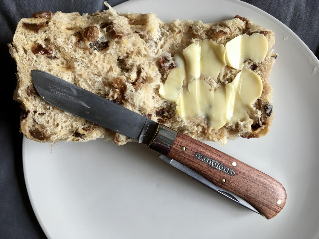 EDDB6DC4-52CC-416F-BD46-BA1291972227