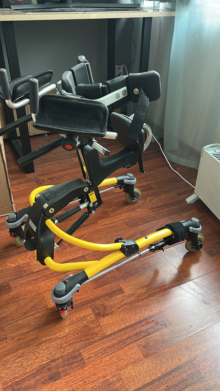 7B92966D-34C6-403B-803E-CFF124177AA0