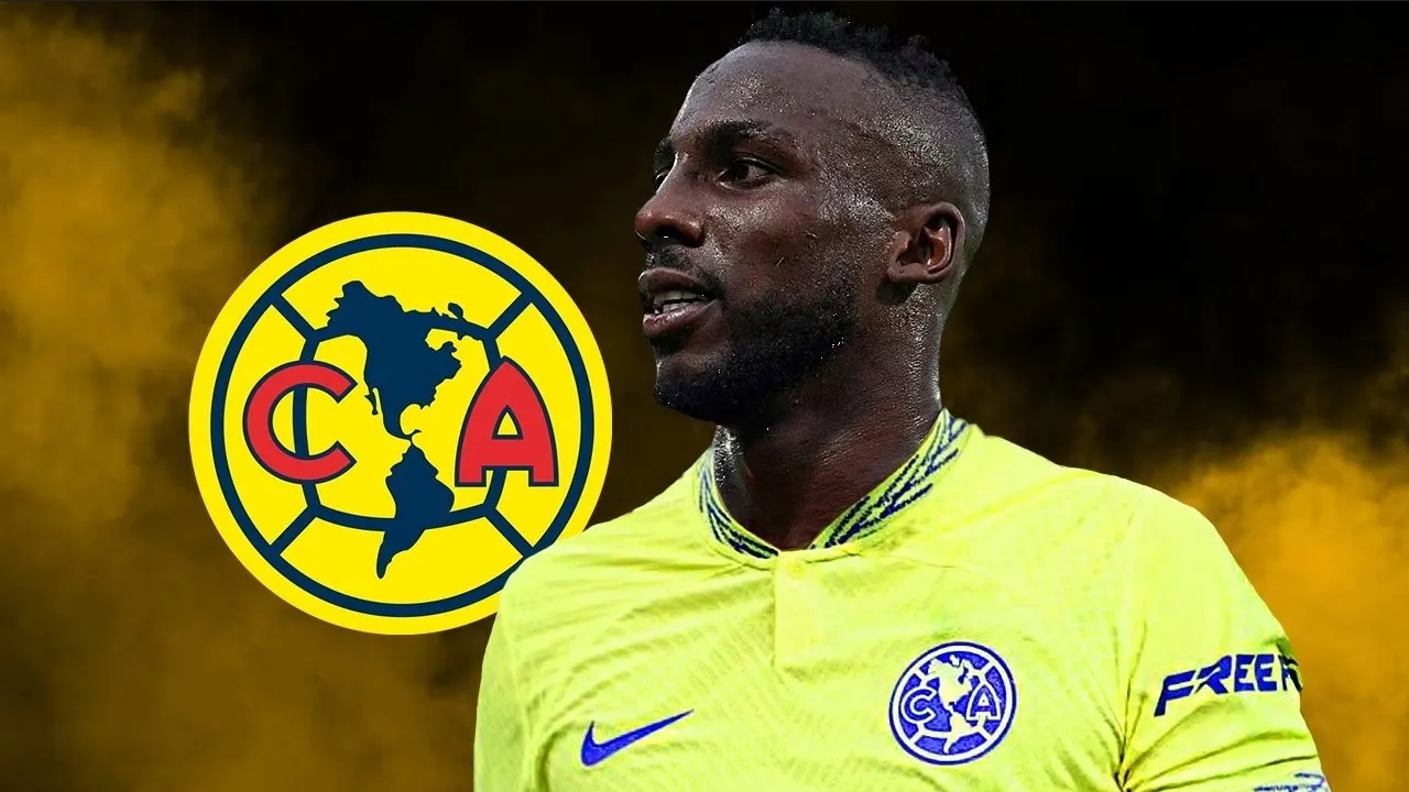 Luis Malagón le hace un regalo a Julián Quiñones como bienvenida