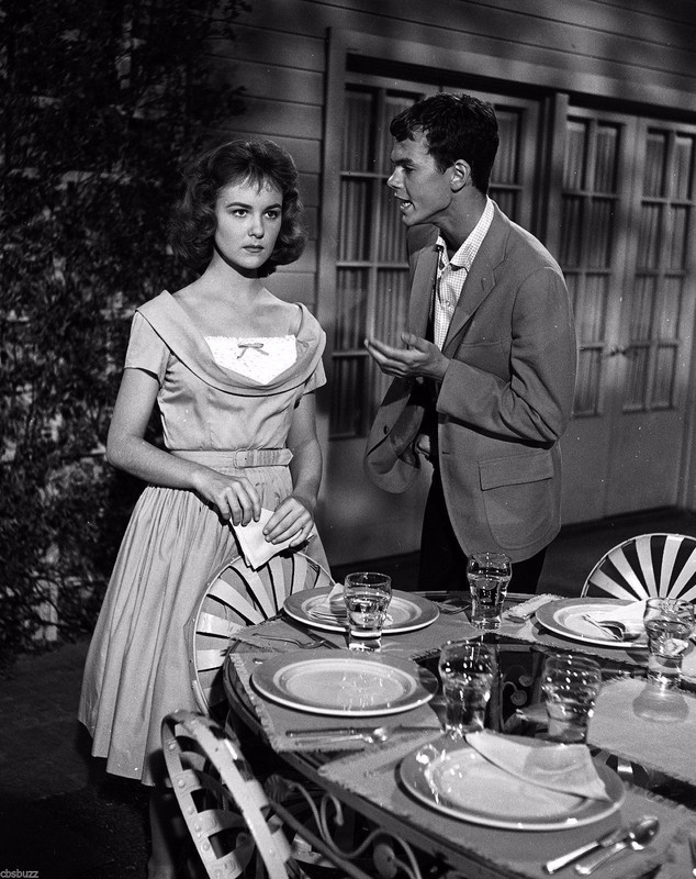 shelley_fabares_b17