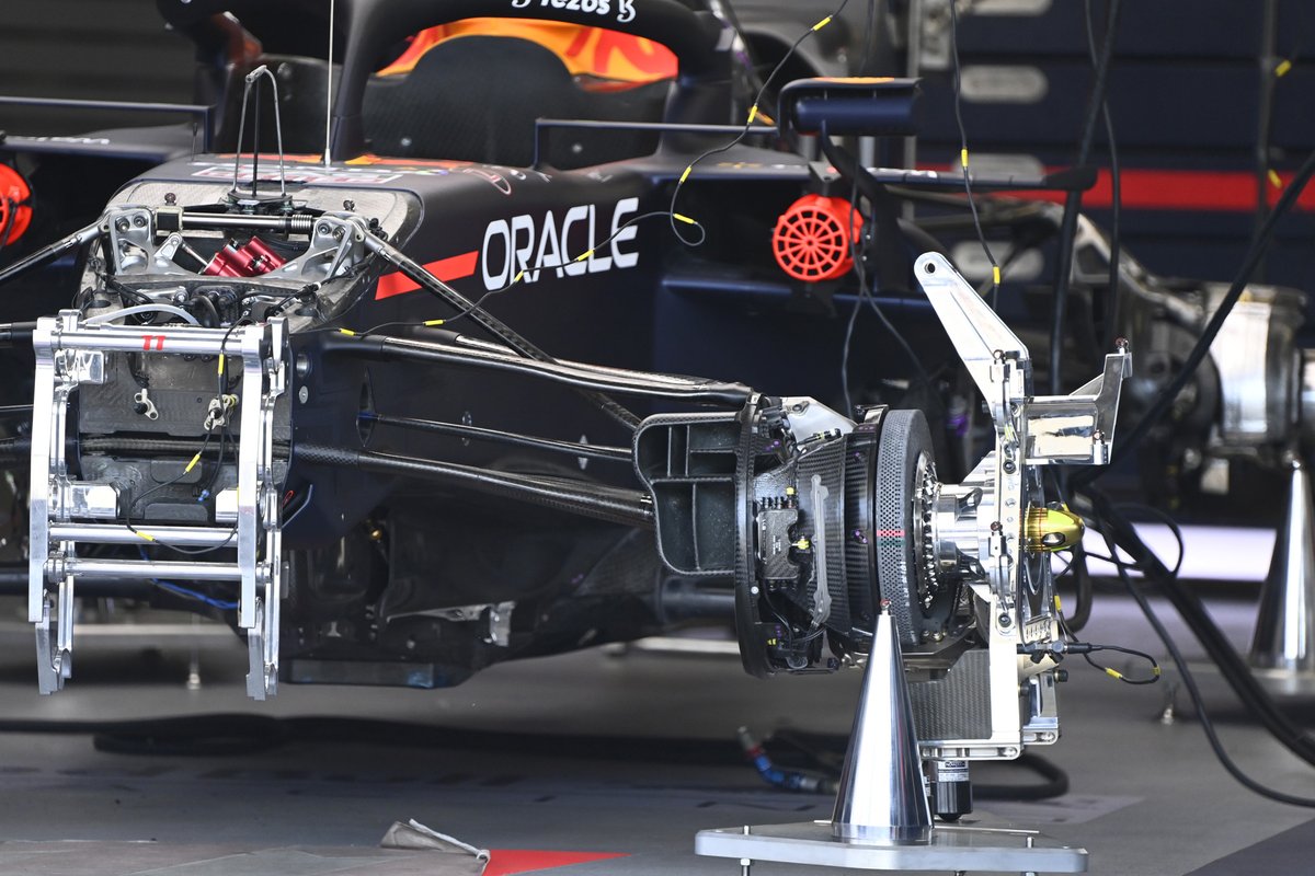 red-bull-racing-rb16b-detail-1 (3)