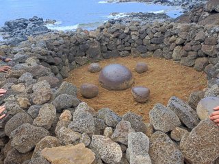 Isla de Pascua - Chile - Blogs de Chile - Vaihu-Ahu Akahanga-Rano Raraku-Ahu Tongariki-Te Pito Kura-Ahu Nau Nau-Anakena (21)