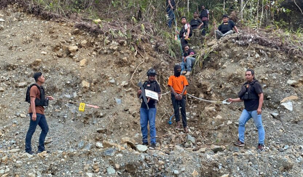 Suplianus Bagau, Kunci Pembuka Tabir