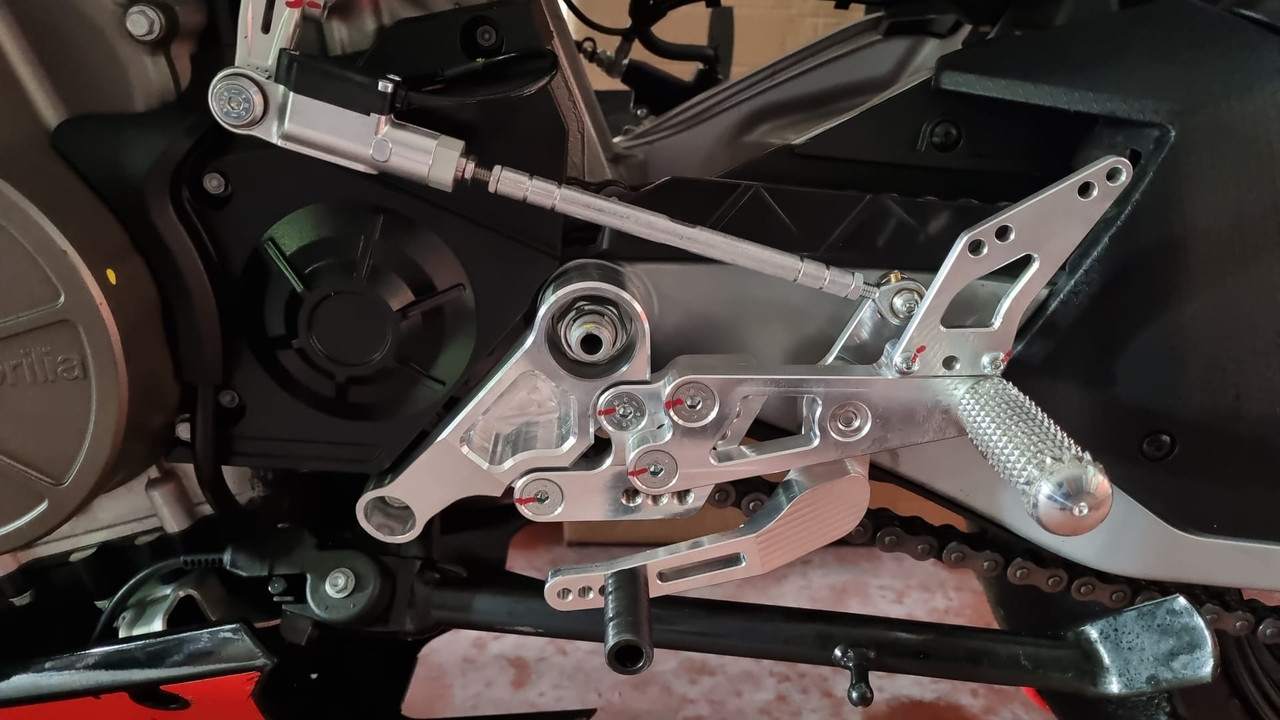 D5ADEBD3-B61D-4F0B-9CA5-E8ACADE0FC49