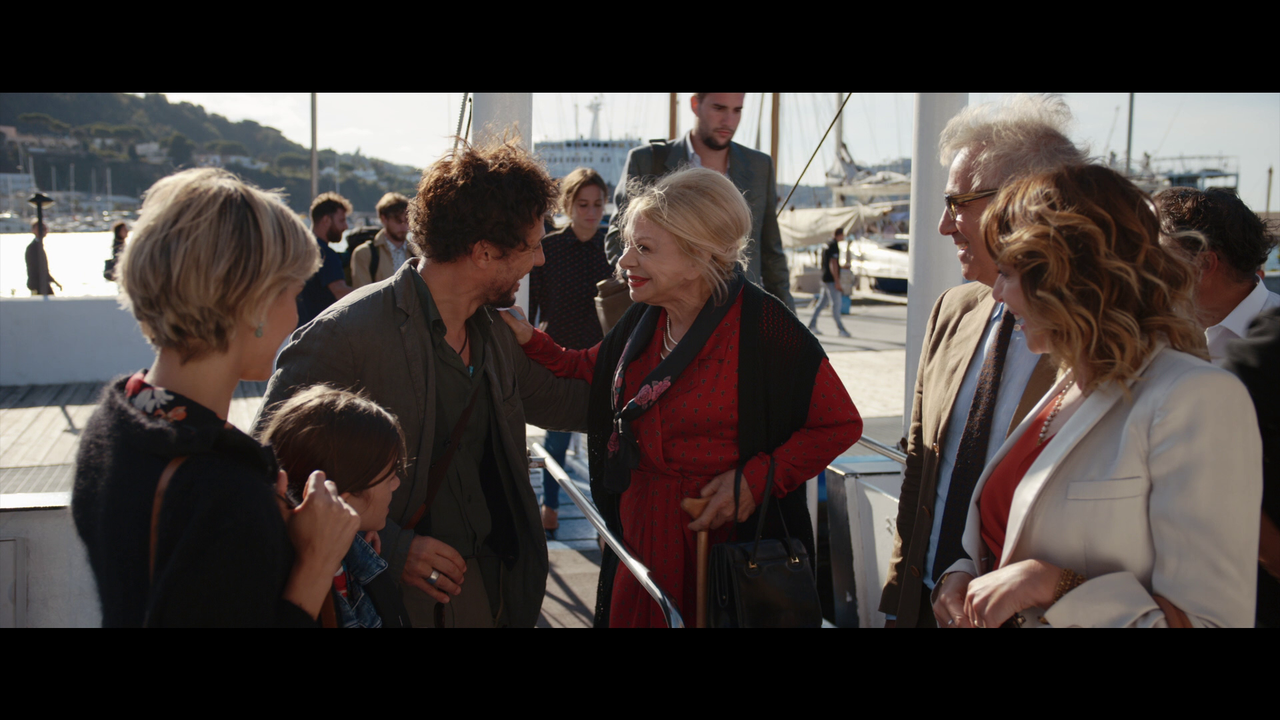 vlcsnap-2023-12-18-20h15m24s155