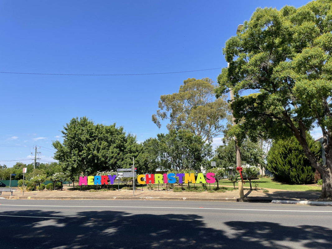 BDF45DC2-C005-4340-9372-91FB386091D3