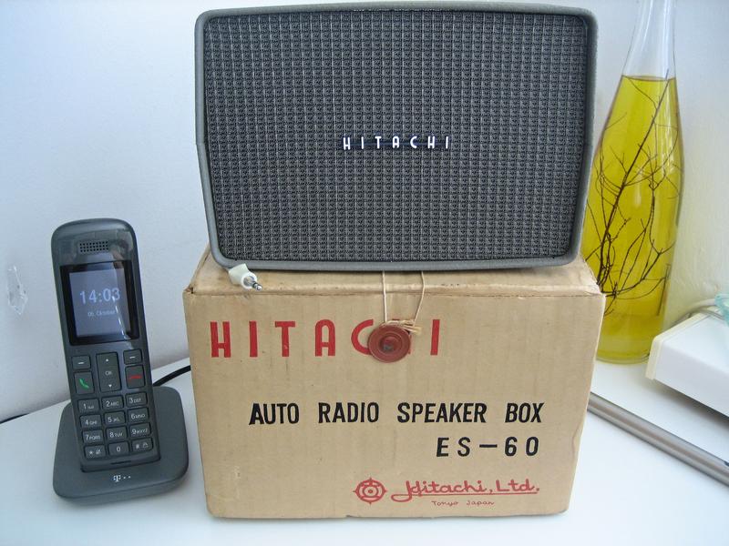 [Bild: HITACHI_Loudspeaker_ES-60_003.jpg]