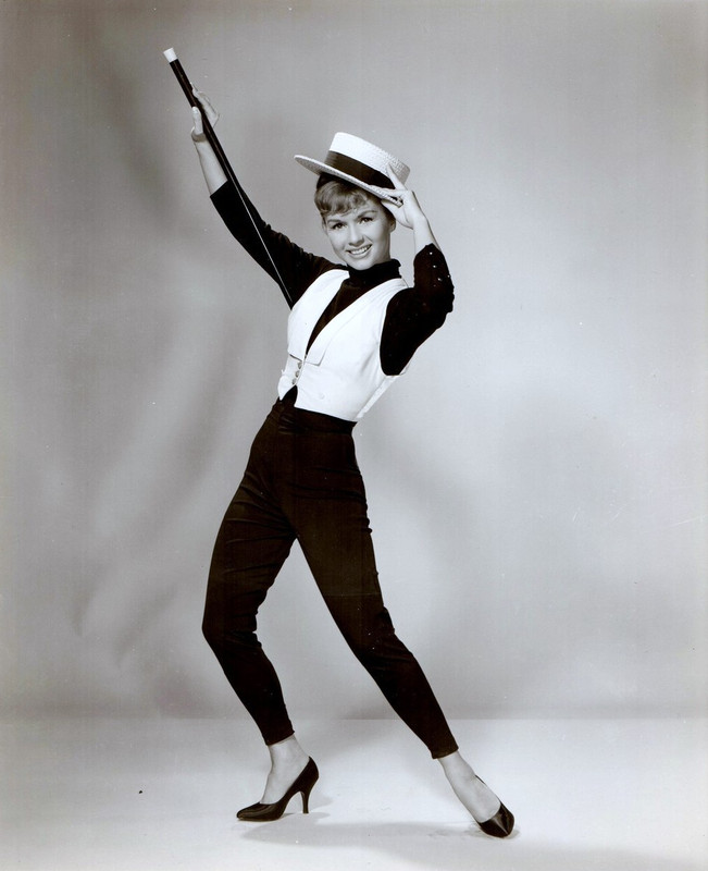 Debbie_Reynolds_b89