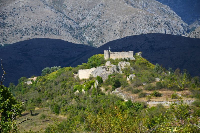 YACIMIENTO ARQUEOLOGICO DE ALBA FUCENS-15-9-2023 - Italia y sus pueblos-2018/2019/2023 (31)