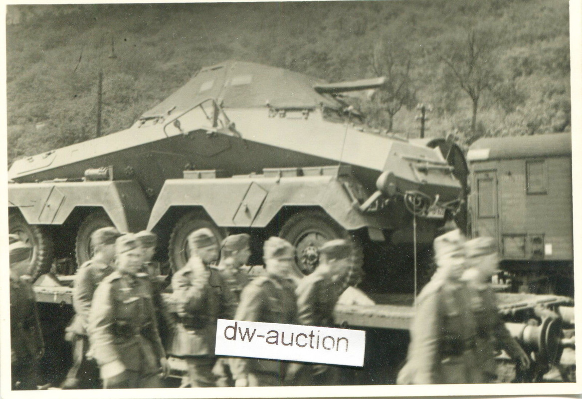 Panzer Aufkl. Abt. 23 , 8 Rad Panzerspähwagen au