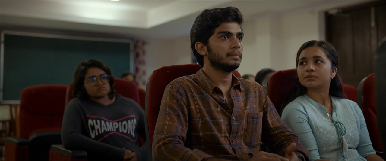 I Am Kathalan 2024 WebRip [Malayalam] 480p, 720p ESub Screenshot