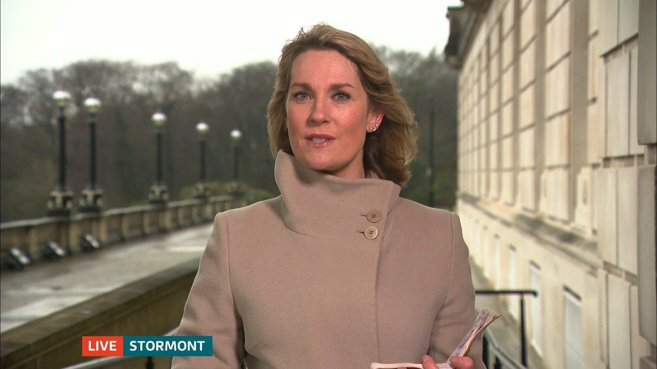 ITV Lunchtime News_20220311_13301355.ts_snapshot_14.50.291