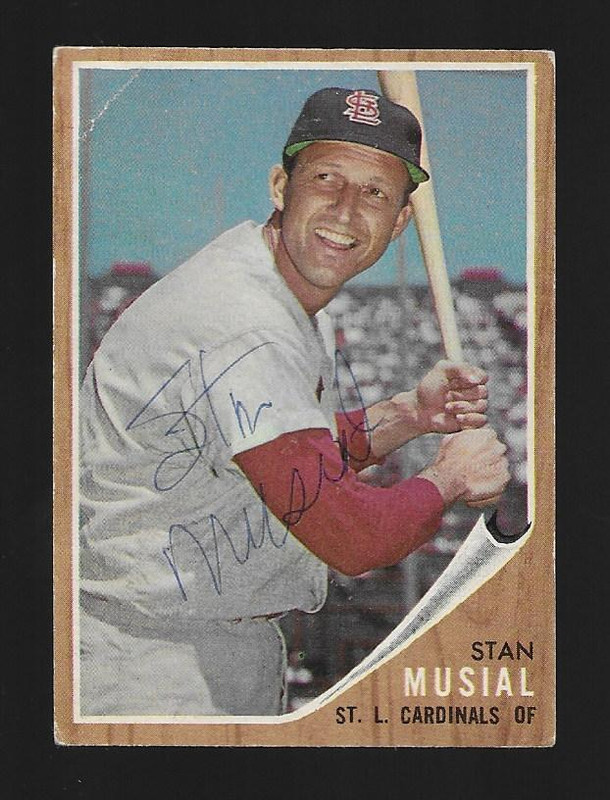 033-1962-Topps-Musial-Signed
