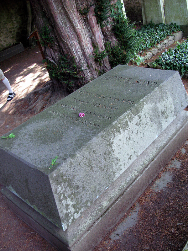 Nohant-tombe-de-George-SAND-1