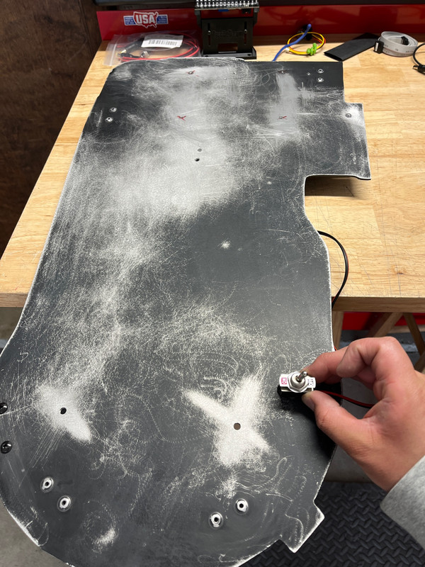 70327764548__4BED7654-CBCD-4068-B1E5-8AC101D9C0CA