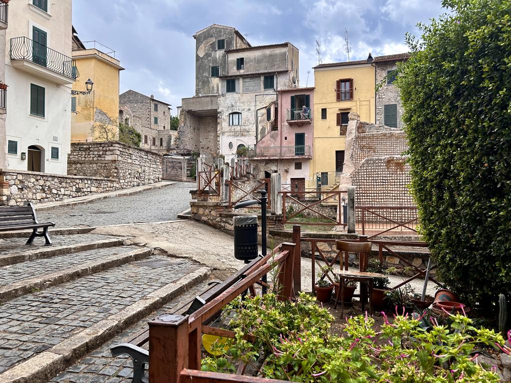 Жаркий сентябрь на побережье Тирренского моря. Жаркий сентябрь на побережье Тирренского моря.