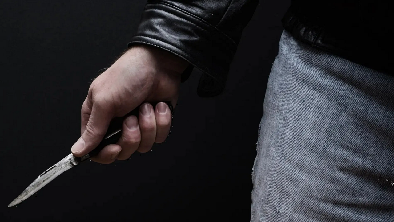 Intento de feminicidio en Nuevo León: estudiante ataca a su exnovia en la escuela