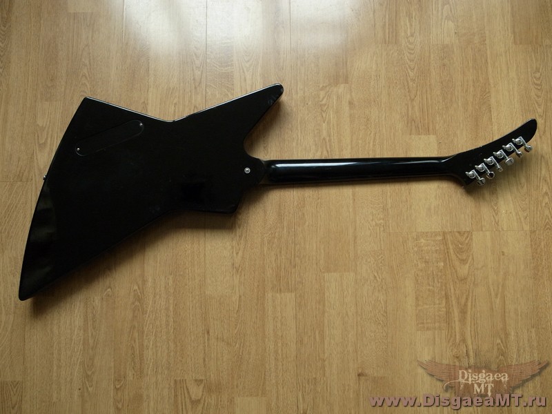 Gibson_Explorer_blk_025