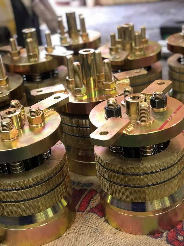 Maquinado CNC de flechas de transmisión en acero 4140