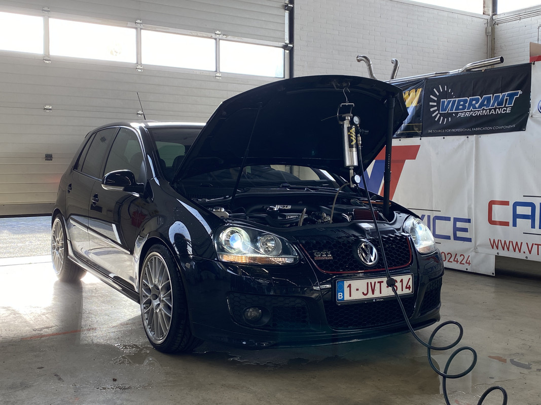 6DFB9F18-CAA5-436F-834C-42636A5C1F35