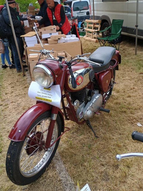 191ec09f-6daf-4567-a28d-915f3d2fa241