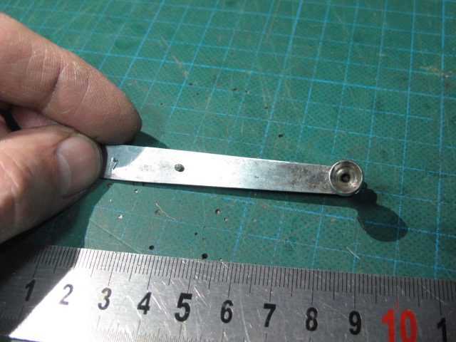 Outils d'horlogerie antiques? - Page 12 IMG-0994