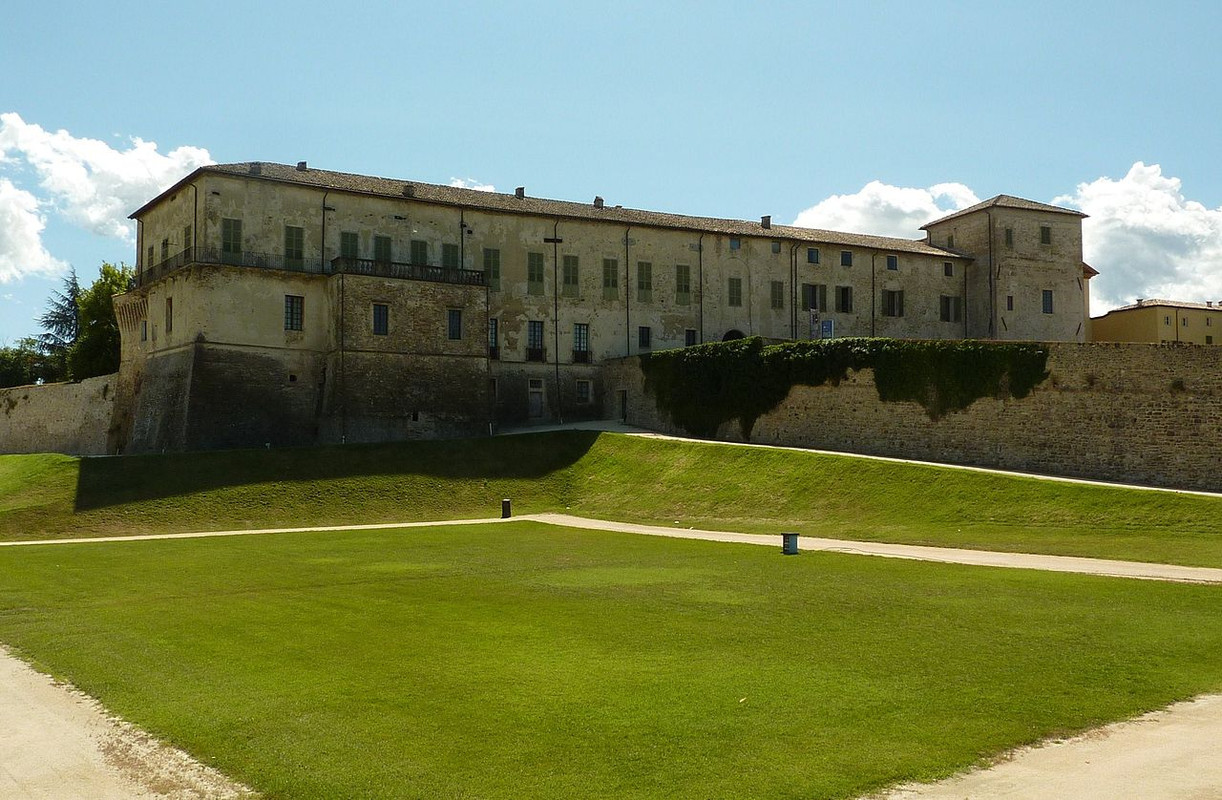 1280px-Rocca-di-Sala-Baganza