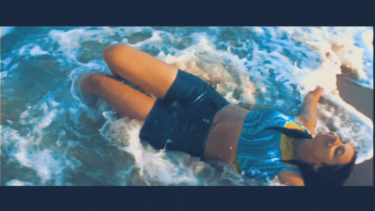 trisha-hot-song-55-mkv-20200917-190928-9