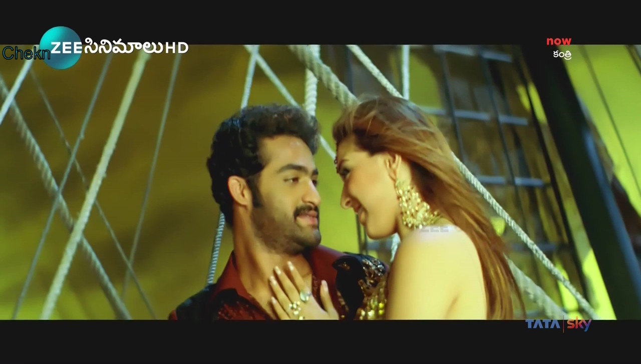 vlcsnap-2020-07-21-00h38m07s239