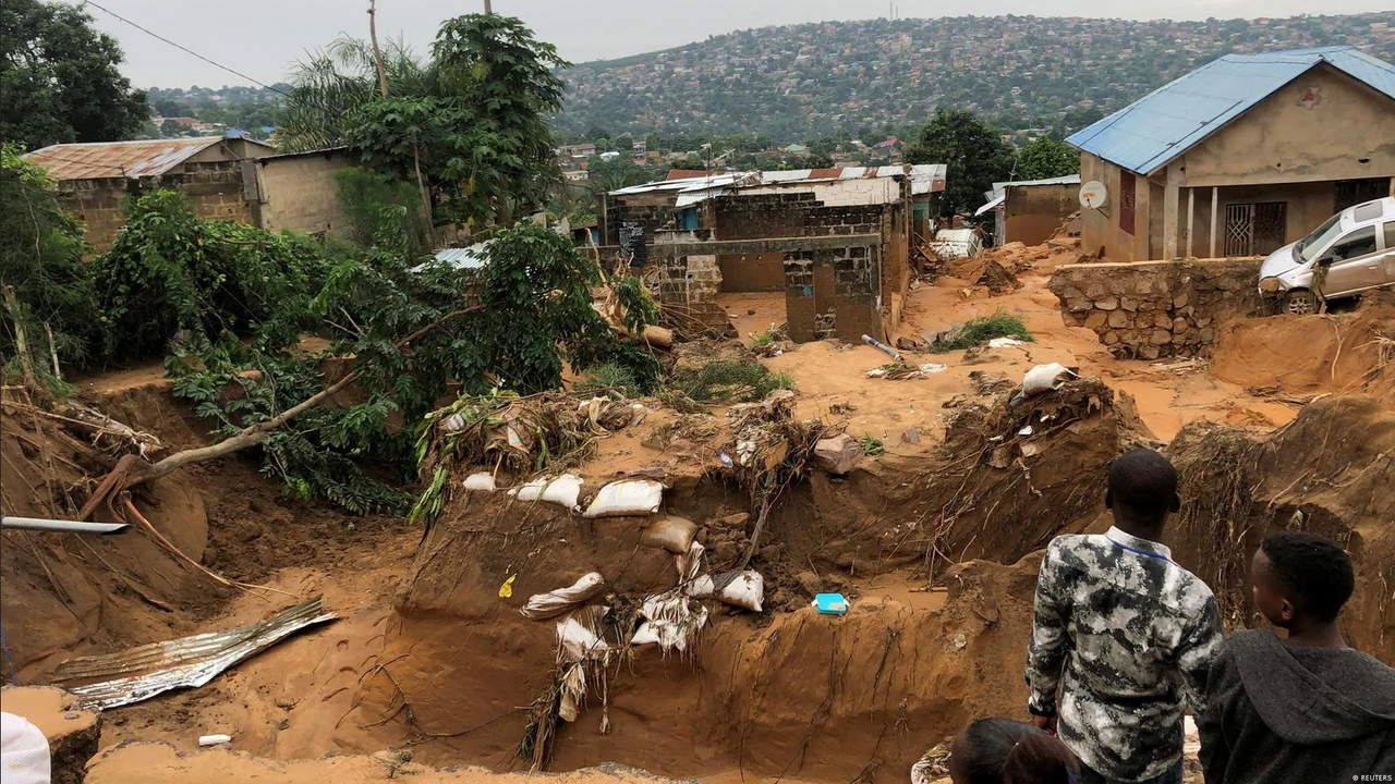 Al menos 9 personas muertas por una bomba en el noreste del Congo