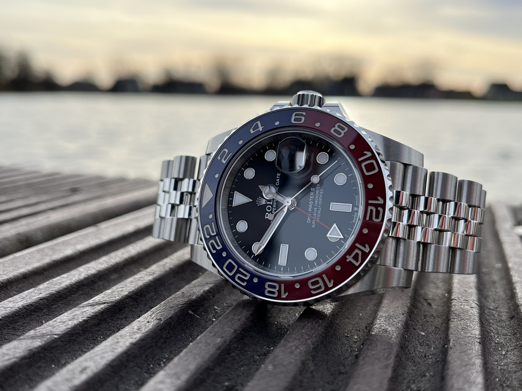 EAE825E0-7A68-413F-A573-3D827B24A06A